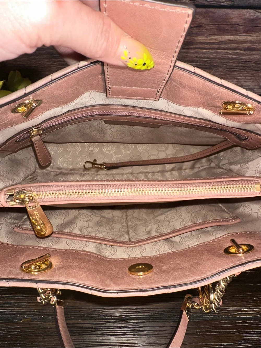 Michael Kors Dusty Rose Chevron Quilted Chain-Handle Shoulder Bag